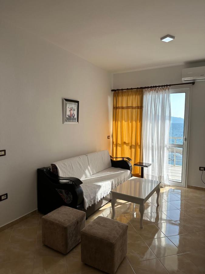 Blue Bay Apartments ساراندا المظهر الخارجي الصورة