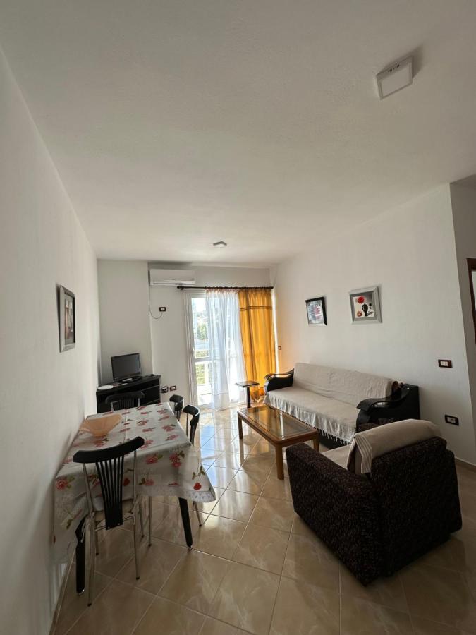 Blue Bay Apartments ساراندا المظهر الخارجي الصورة