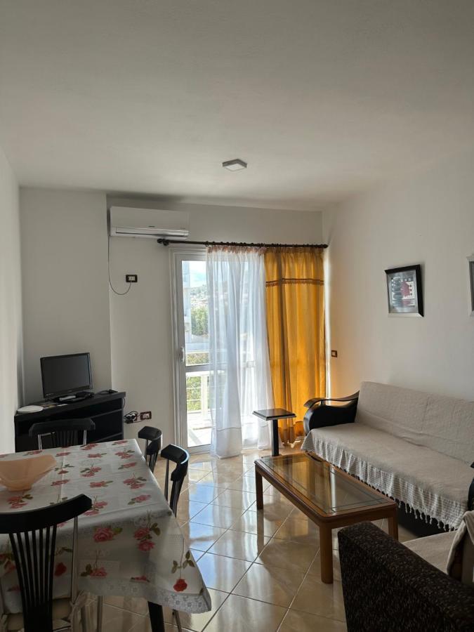 Blue Bay Apartments ساراندا المظهر الخارجي الصورة