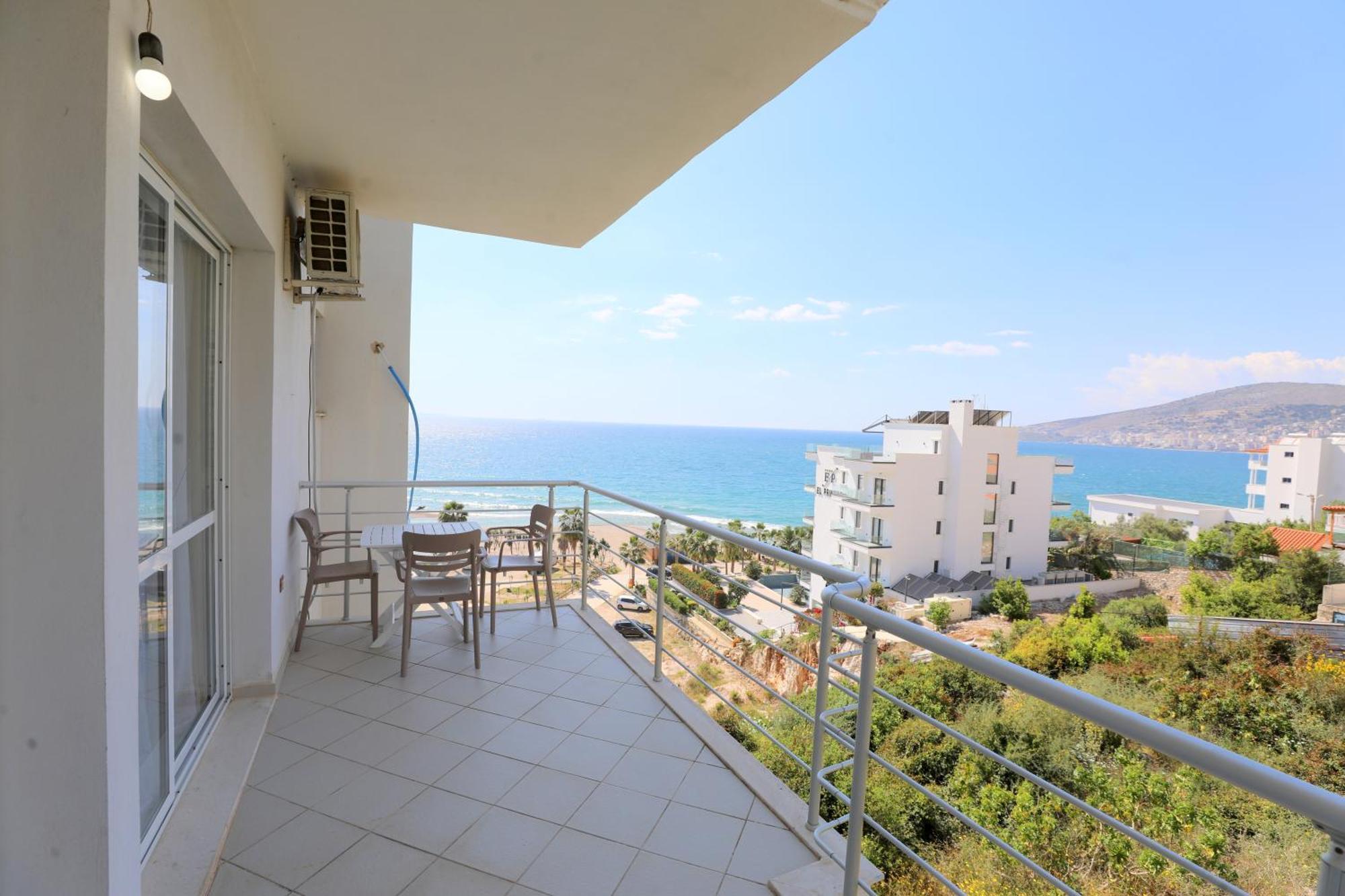 Blue Bay Apartments ساراندا المظهر الخارجي الصورة