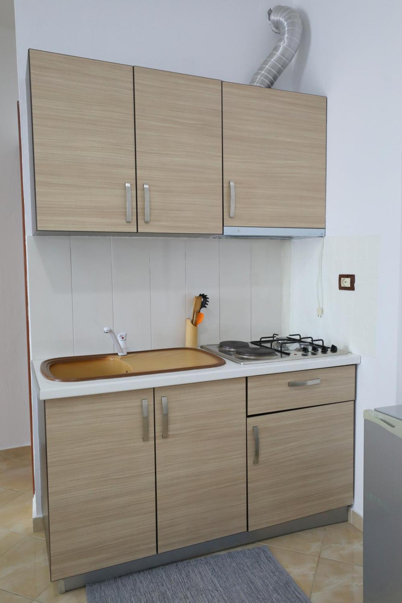 Blue Bay Apartments ساراندا المظهر الخارجي الصورة
