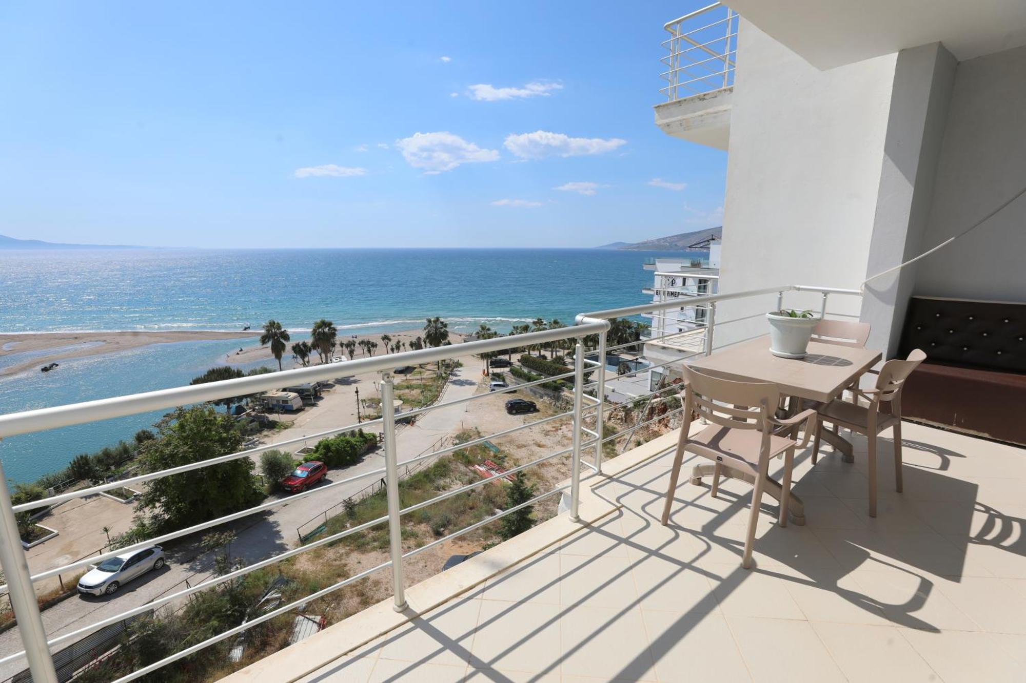 Blue Bay Apartments ساراندا المظهر الخارجي الصورة