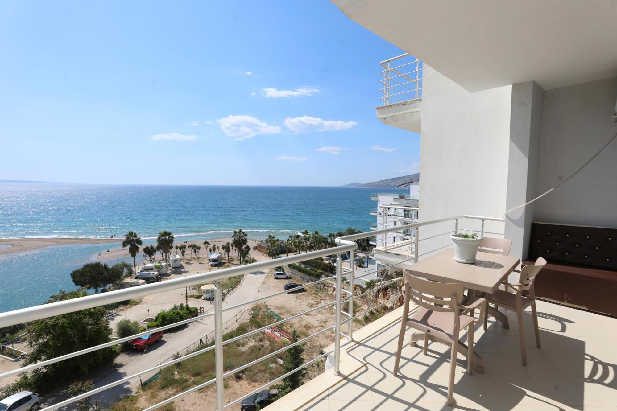 Blue Bay Apartments ساراندا المظهر الخارجي الصورة