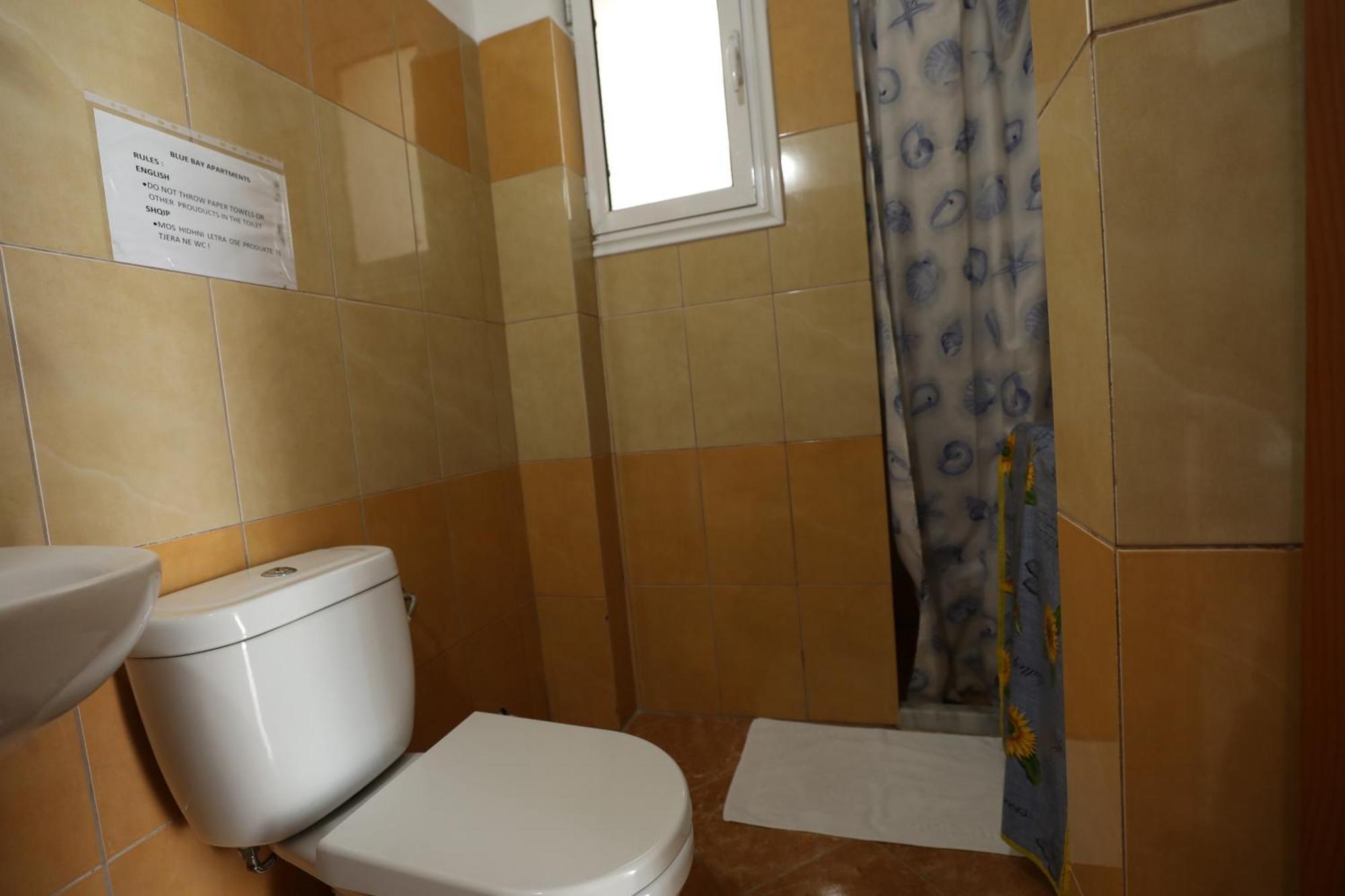 Blue Bay Apartments ساراندا المظهر الخارجي الصورة
